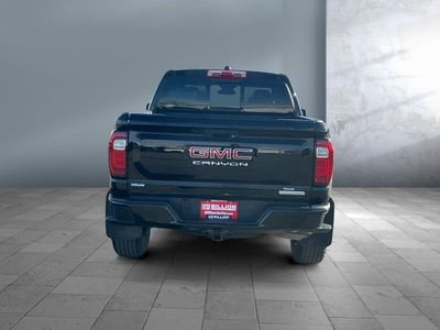 2023 GMC Canyon — detail view