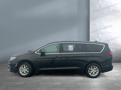 2023 Chrysler Pacifica — rear three-quarter view