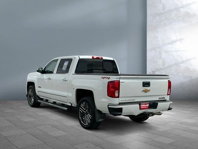 2016 Chevrolet Silverado 1500 — interior view