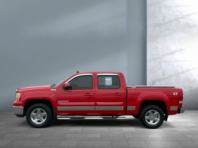 2011 GMC Sierra 1500 — rear three-quarter view