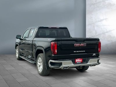 2021 GMC Sierra 1500 — interior view