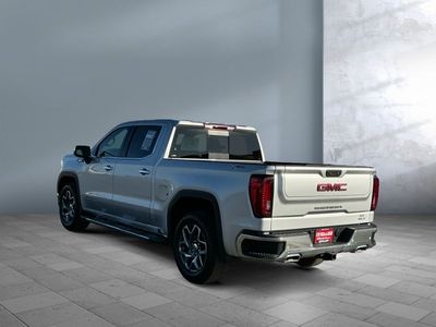 2022 GMC Sierra 1500 — interior view