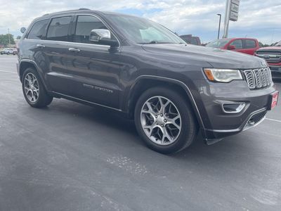 2020 Jeep Grand Cherokee — interior view