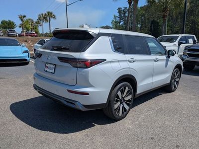 2026 Mitsubishi Outlander — interior view