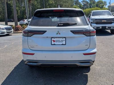 2026 Mitsubishi Outlander — detail view