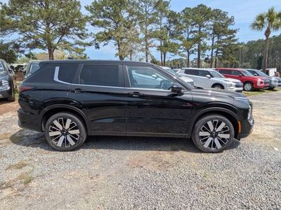 2026 Mitsubishi Outlander — rear three-quarter view