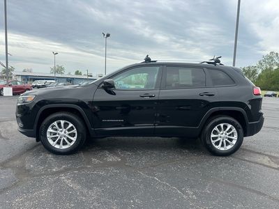 2021 Jeep Cherokee — side profile view