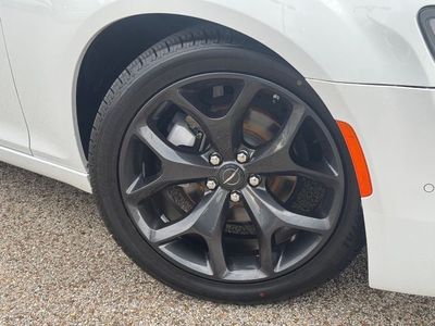 2023 Chrysler 300 — side profile view