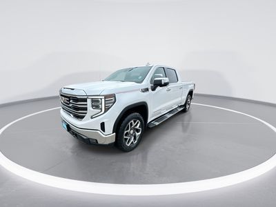 2023 GMC Sierra 1500 — interior view