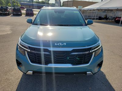 2026 Kia Seltos — side profile view