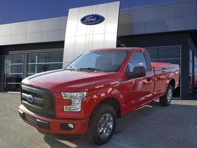 2016 Ford F-150 — interior view