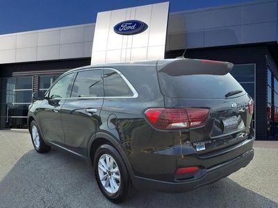 2020 Kia Sorento — rear three-quarter view