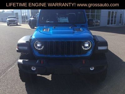 2024 Jeep Gladiator — rear three-quarter view