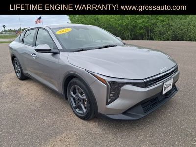 2025 Kia K4 — side profile view
