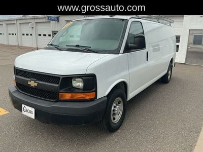 2016 Chevrolet Express 3500 — interior view