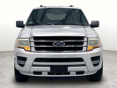 2015 Ford Expedition — rear three-quarter view