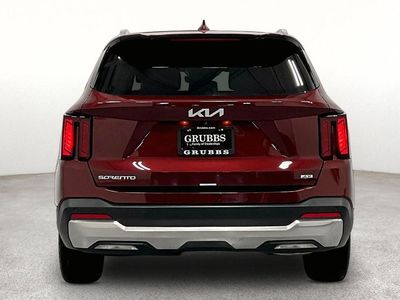 2025 Kia Sorento — detail view