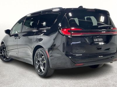 2026 Chrysler Pacifica — interior view