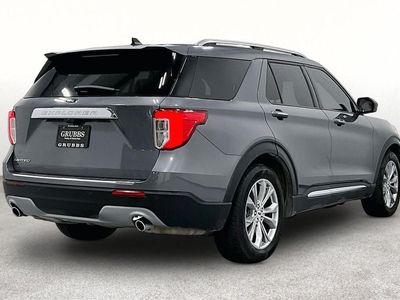 2022 Ford Explorer — side profile view