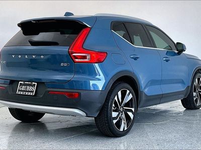 2023 Volvo XC40 — side profile view