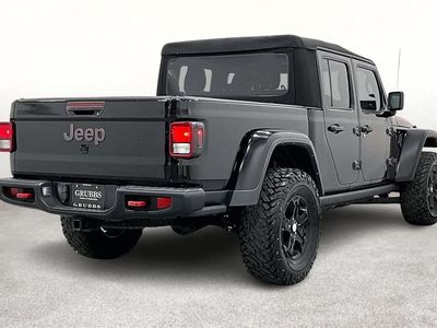 2023 Jeep Gladiator — side profile view