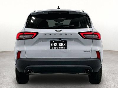 2025 Ford Escape — detail view