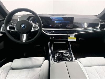 2026 BMW X5 — detail view