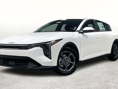 2026 Kia K4 — side profile view