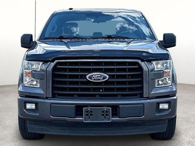 2017 Ford F-150 — interior view