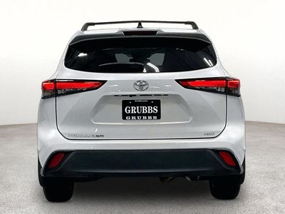 2023 Toyota Highlander — detail view