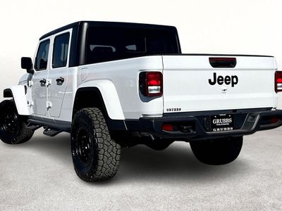 2025 Jeep Gladiator — interior view