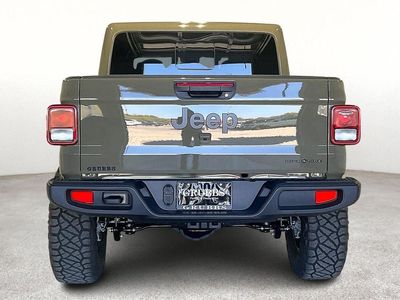 2025 Jeep Gladiator — detail view