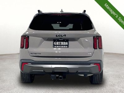 2025 Kia Sorento — detail view
