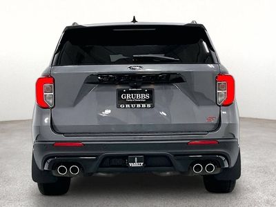 2022 Ford Explorer — detail view