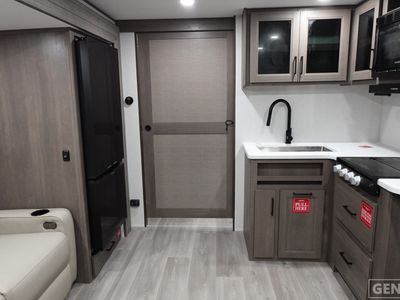 2026 Grand Design Transcend - Photo 6