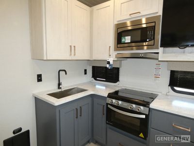 2025 Prime Time RV Crusader - Photo 7