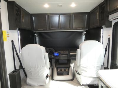 2025 Holiday Rambler Vacationer - Photo 12
