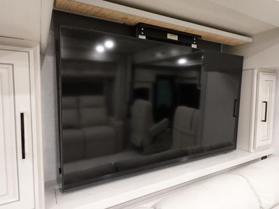 2026 Fleetwood Discovery LXE - Photo 15