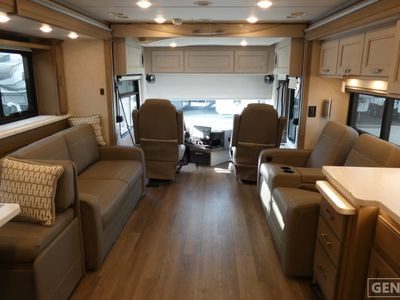 2026 Thor Motor Coach Riviera - Photo 6