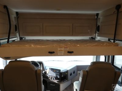 2026 Thor Motor Coach Riviera - Photo 12