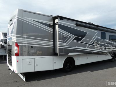 2026 Thor Motor Coach Riviera - Photo 4