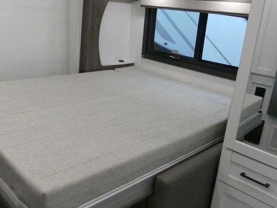 2026 Entegra Coach Odyssey - Photo 15