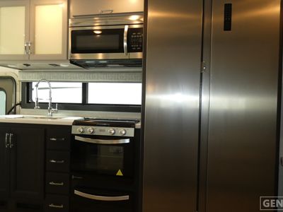 2026 Thor Motor Coach Luminate - Photo 7