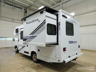 2026 Thor Motor Coach Pasadena SE - Photo 3