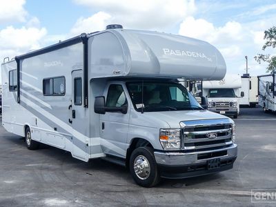 2026 Thor Motor Coach Pasadena SE - Photo 1