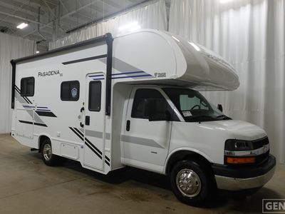 2026 Thor Motor Coach Pasadena SE - Photo 1
