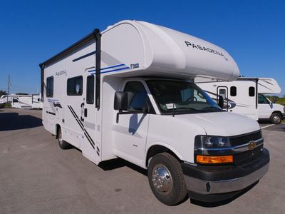 2026 Thor Motor Coach Pasadena SE - Photo 1
