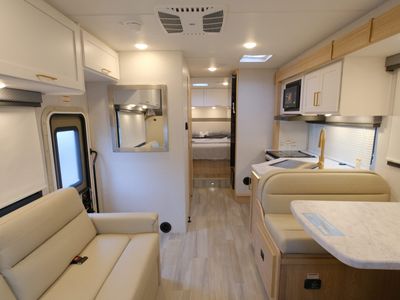 2026 Thor Motor Coach Four Winds - Photo 5
