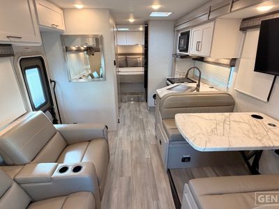 2026 Thor Motor Coach Pasadena SE - Photo 5
