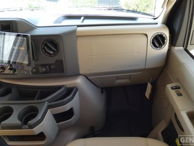 2026 Thor Motor Coach Pasadena SE - Photo 10